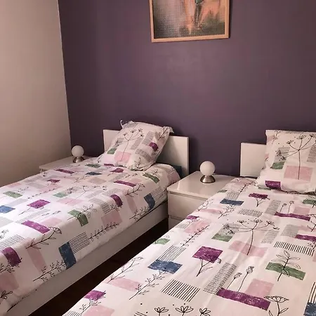 En Rez-de-chaussee 公寓